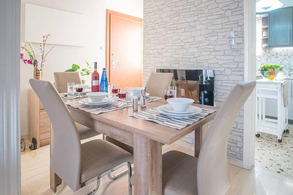 Spacious And Luxurious Apart Athens Center By Mps ภายนอก รูปภาพ