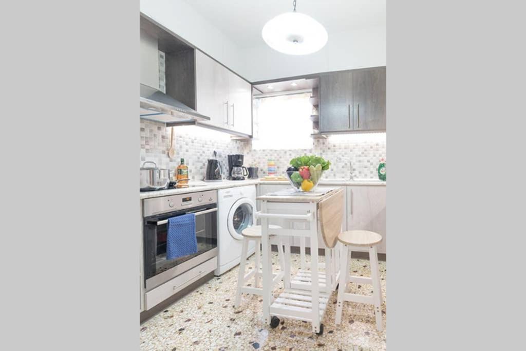 Spacious And Luxurious Apart Athens Center By Mps ภายนอก รูปภาพ